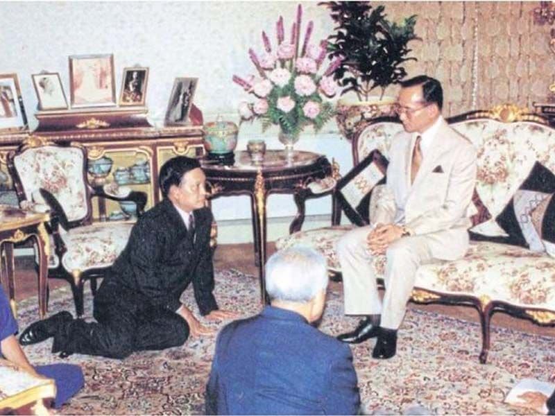 campaign-taboo-monument-king-coup-1992.jpg